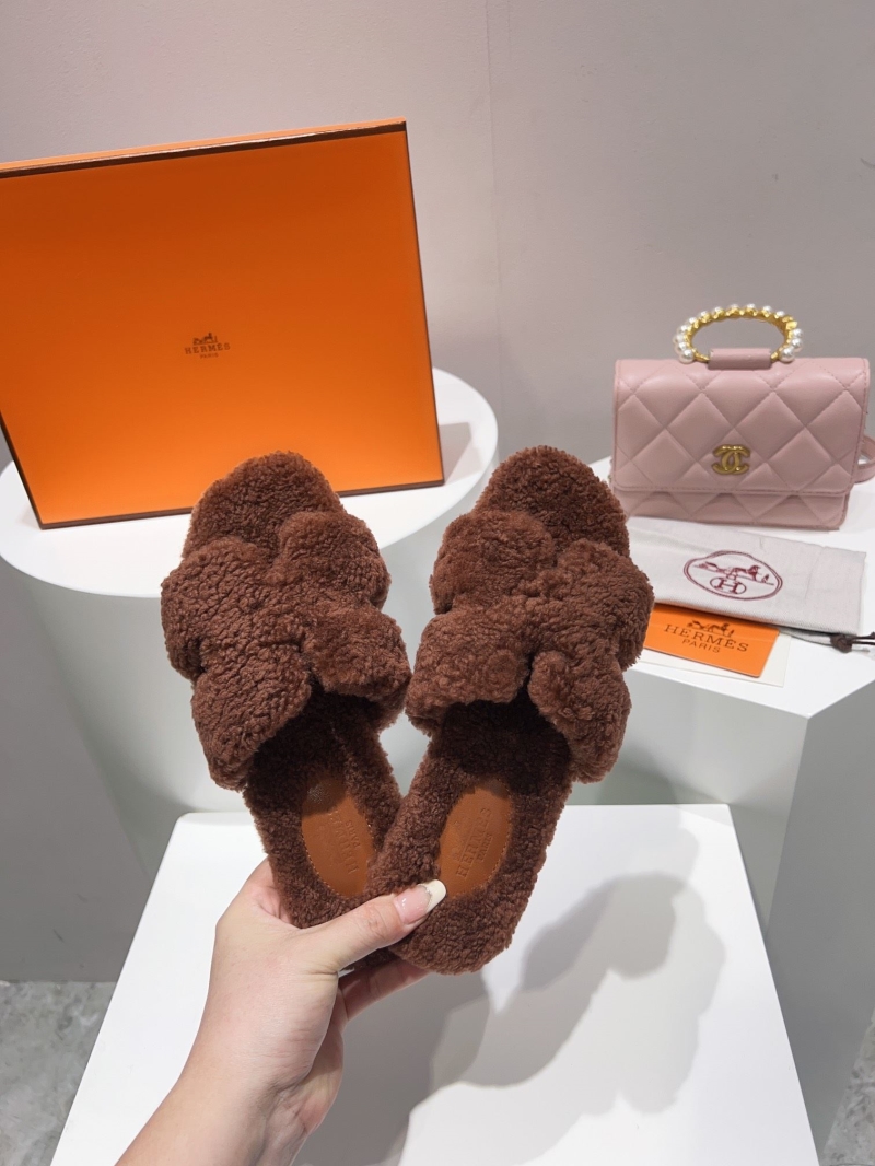 Hermes Slippers